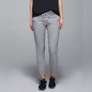 Lululemon No Sweat Pants Size 4 Side Zips Pre/Post Workout Heathered Grey
